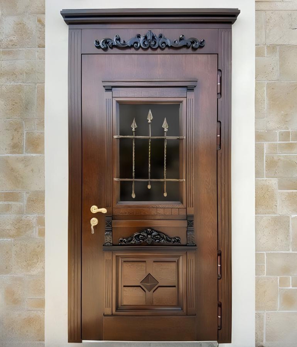 Дверь с резьбой и стеклом Дверь с резьбой и стеклом