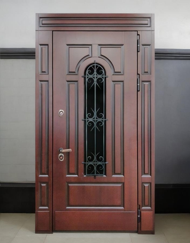 С широкими наличниками