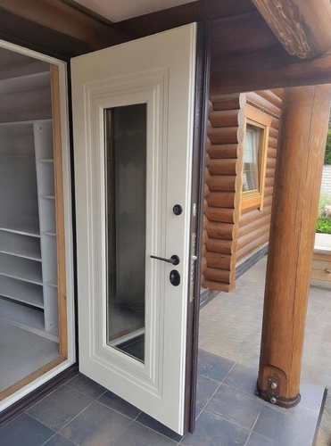 С витражным стеклом