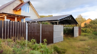 Навес из металлочерепицы двускатный для автомобиля